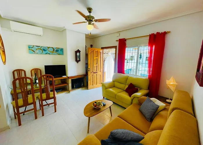Casa Blanca- Charming Spanish With Pool Сasa de vacaciones *