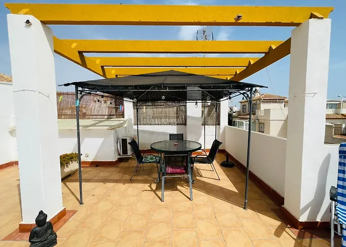 Casa Blanca- Charming Spanish With Pool Сasa de vacaciones